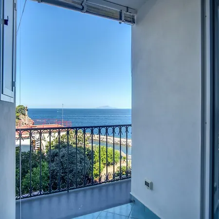 Gocce - Emerald Flat Daire Massa Lubrense